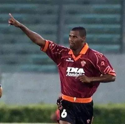 足球奇家军最强阵容,足坛姓阿的最佳阵容