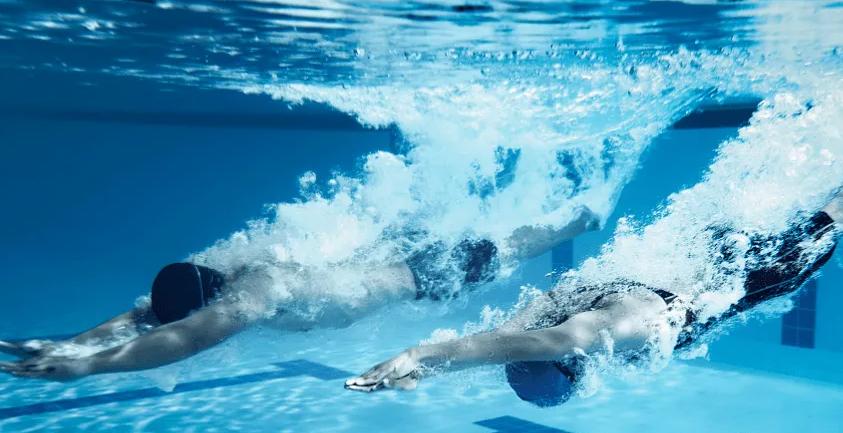 游泳导致脱发怎么办,头发稀疏游泳怎么扎