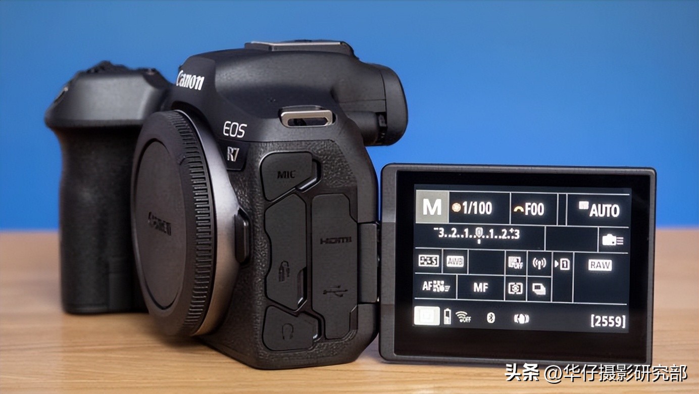 佳能r7与a6600参数对比,佳能r7和索尼a6400对焦