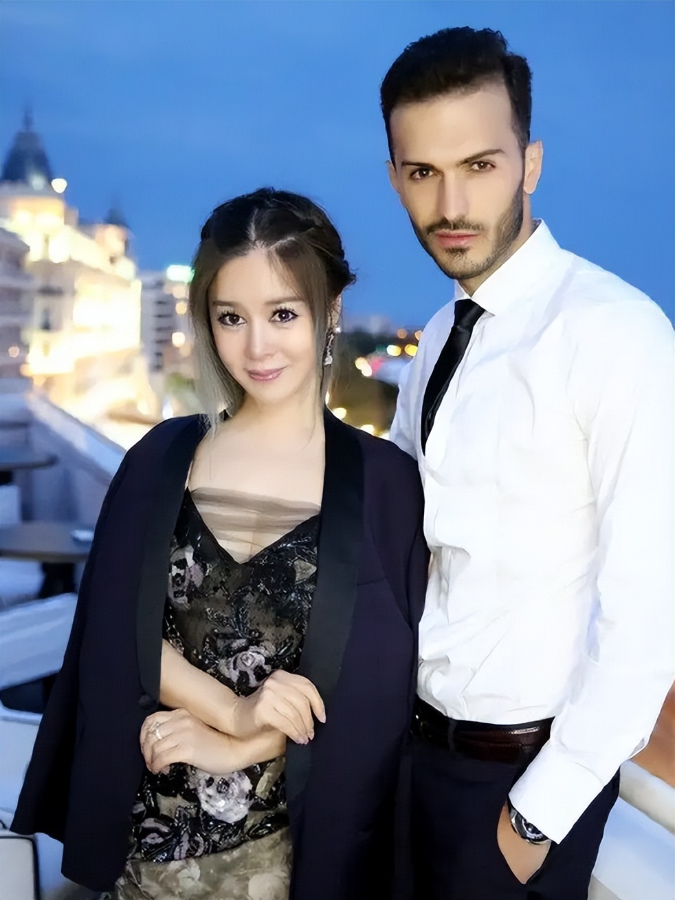 于文红靠医美发家的故事,医美创始人于文红