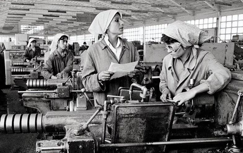 赫鲁晓夫提议引进中国100万劳工，移民西伯利亚，毛主席如何回应