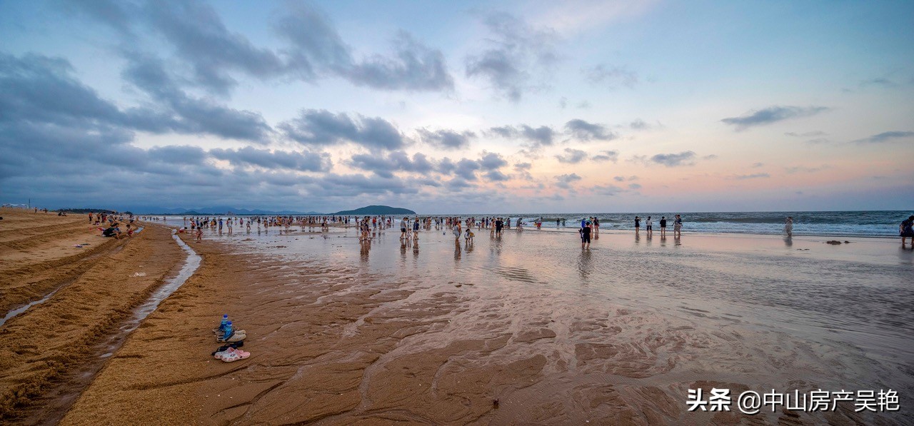 聚仁南海湾,月亮湾聚仁南海湾