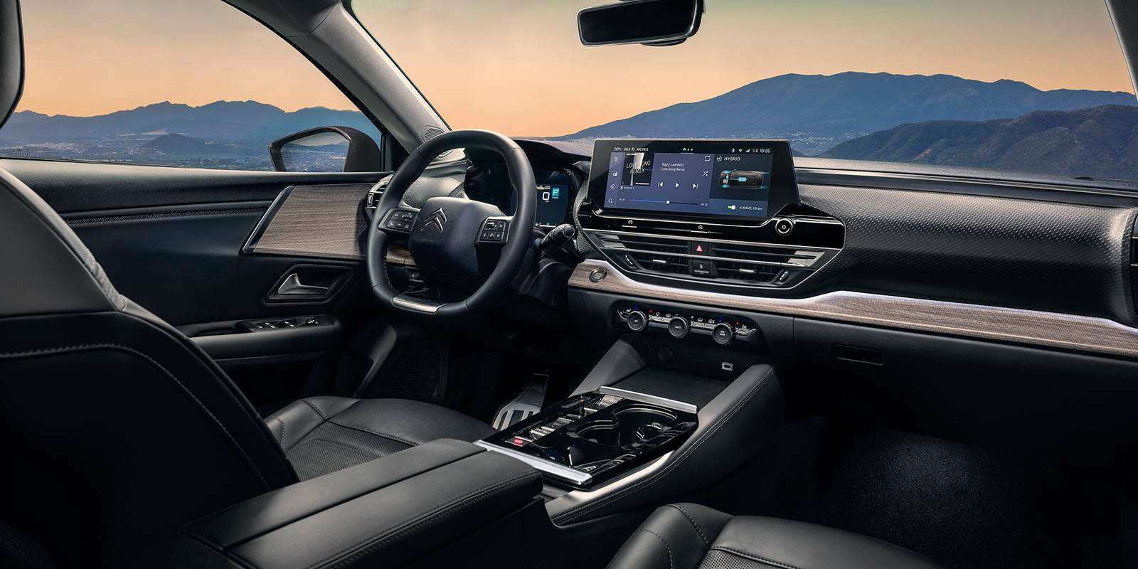 小鹏g620万智能纯电真标杆,13万落地最值得购买的4款合资车