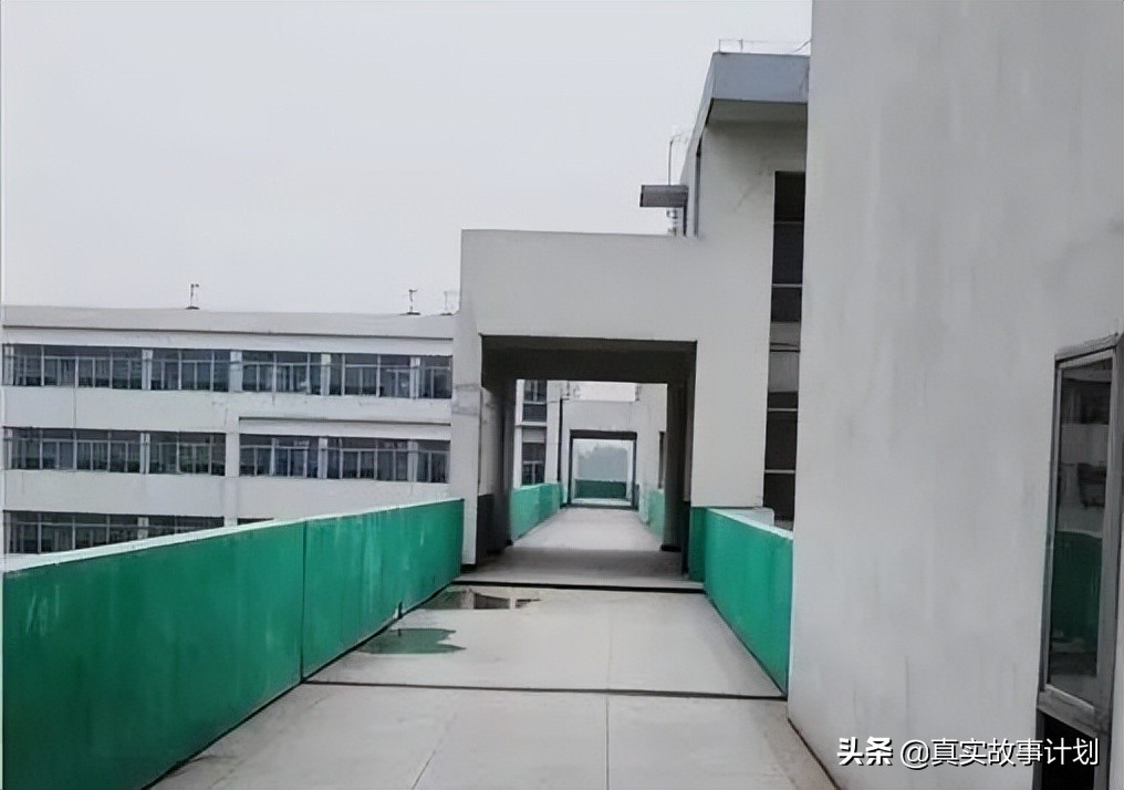 单曲循环的故事都藏在心里,单曲循环里都是故事