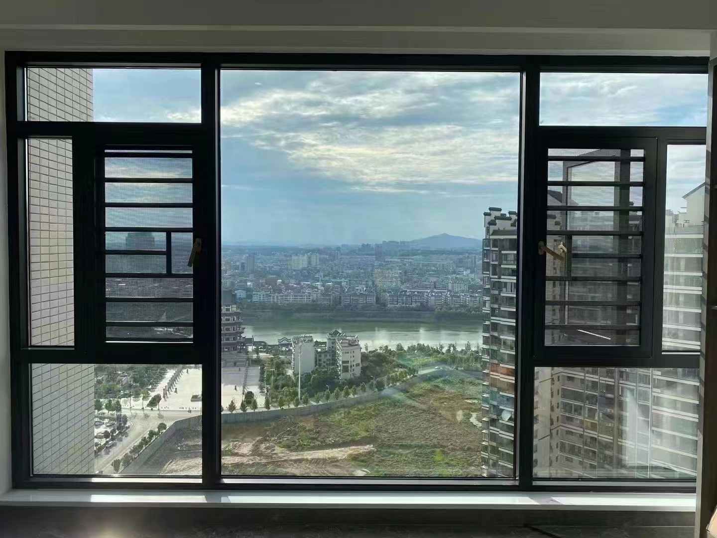 铝合金门窗怎么选不被坑,铝合金门窗装修经验分享