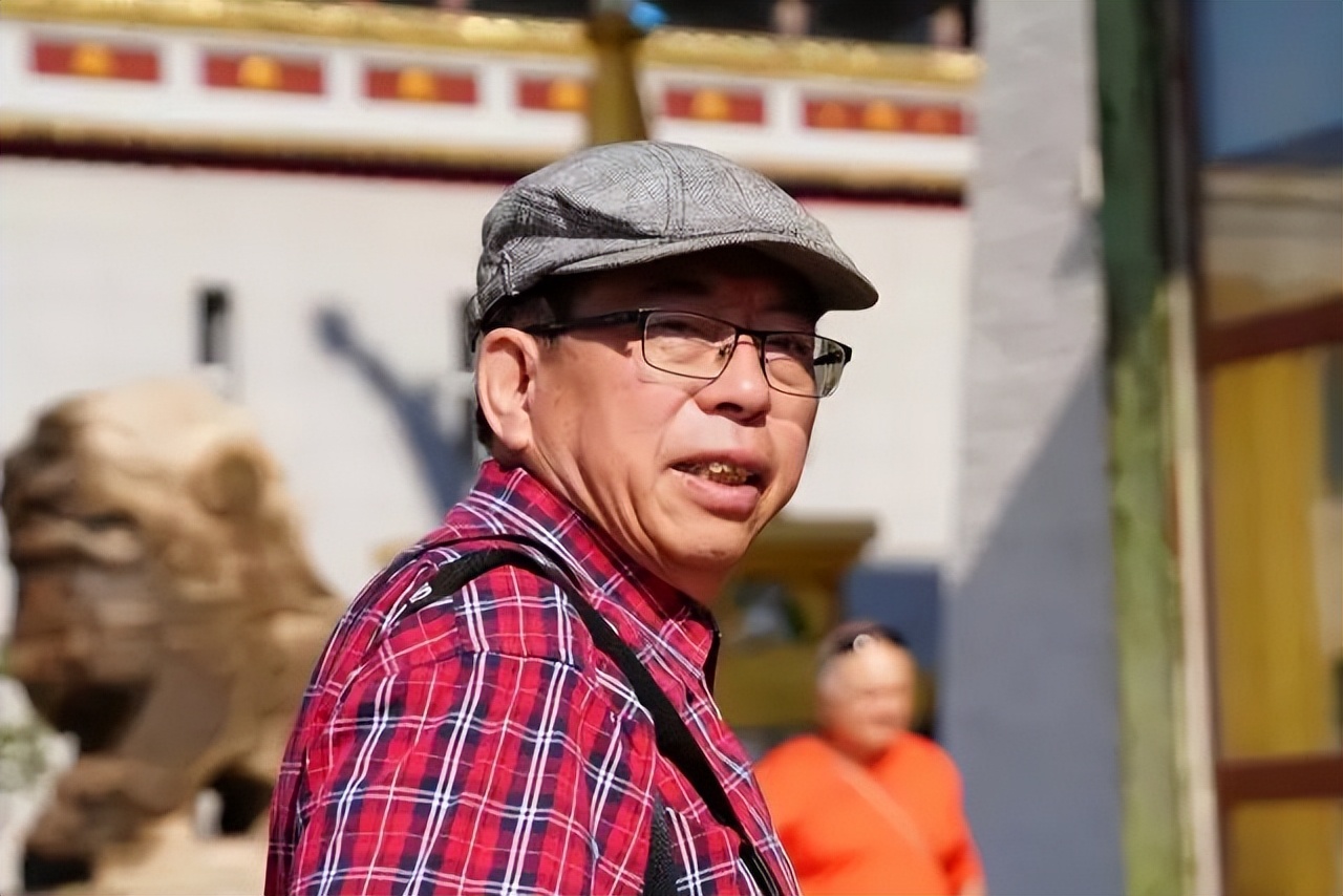 金申西藏,金申明清佛像鉴定