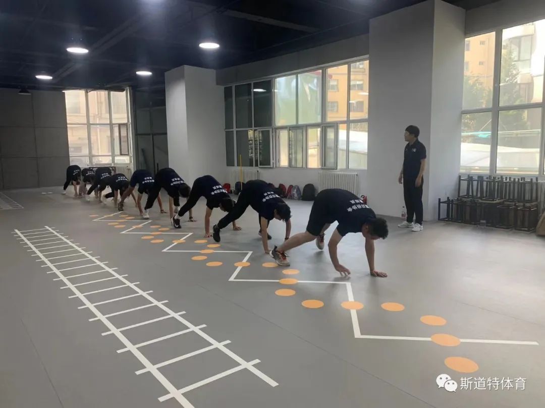 中国田径协会e级教练,中国田径协会教练员在哪里培训