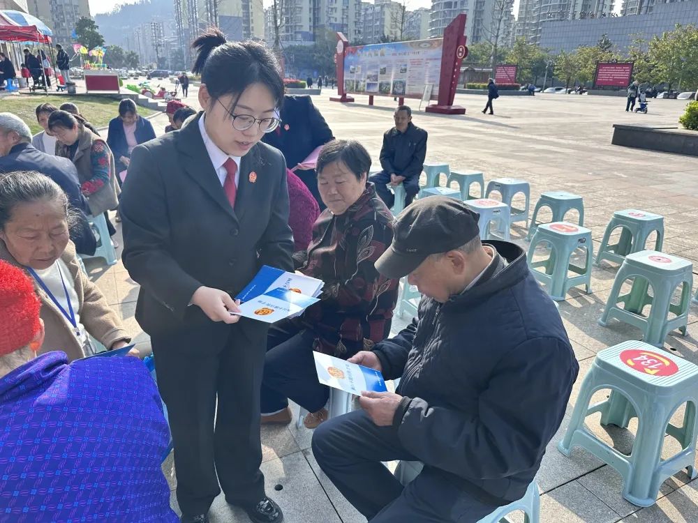 生产、销售假药！南充这个团伙5人被判刑罚款，最高获刑十年六个月，支付赔偿金1000余万元