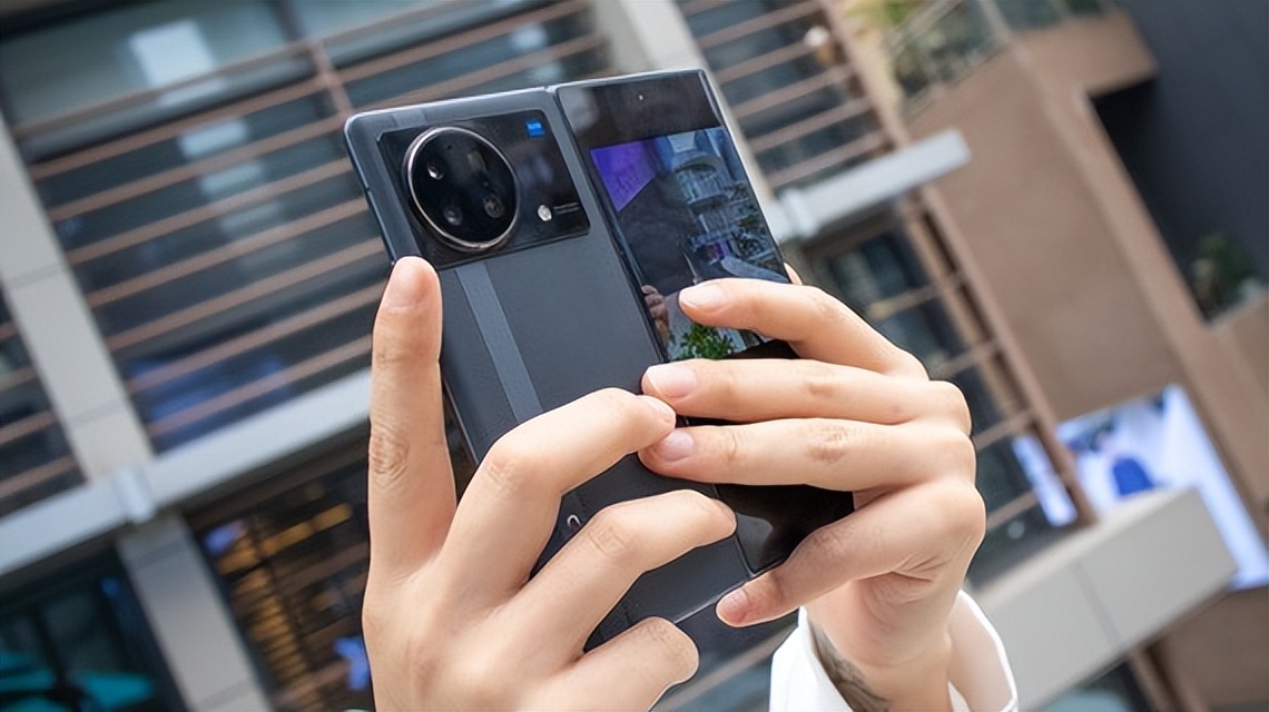 vivoXFold全面评测,vivoxfold评测超燃混剪