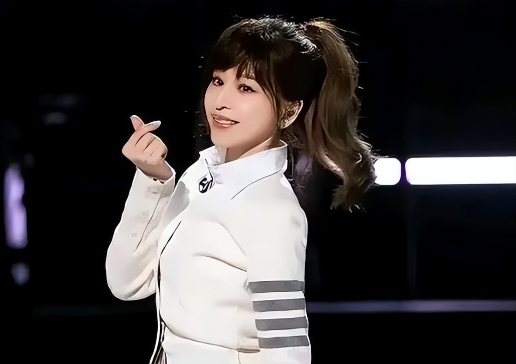 台湾人怎样评价邓丽君,一代甜姐邓丽君