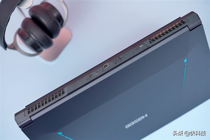 神舟战神z712代i5玩地平线,神舟战神新z7i5-12500h游戏测评