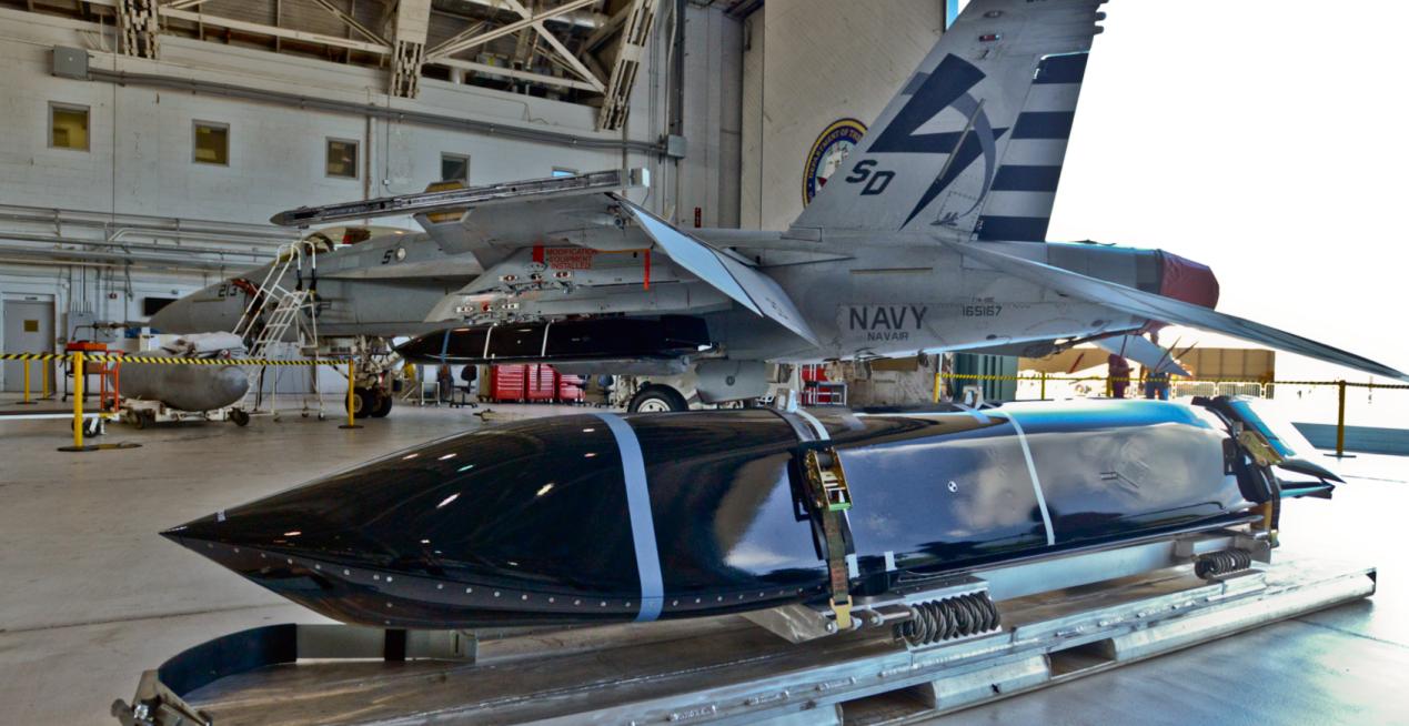 准备跟中国大战一场？澳洲专家叫嚣：租借印尼基地，空袭中国军舰