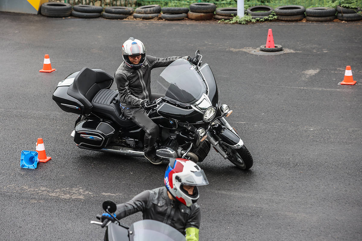 宝马r18,宝马r18游侠和洲际区别
