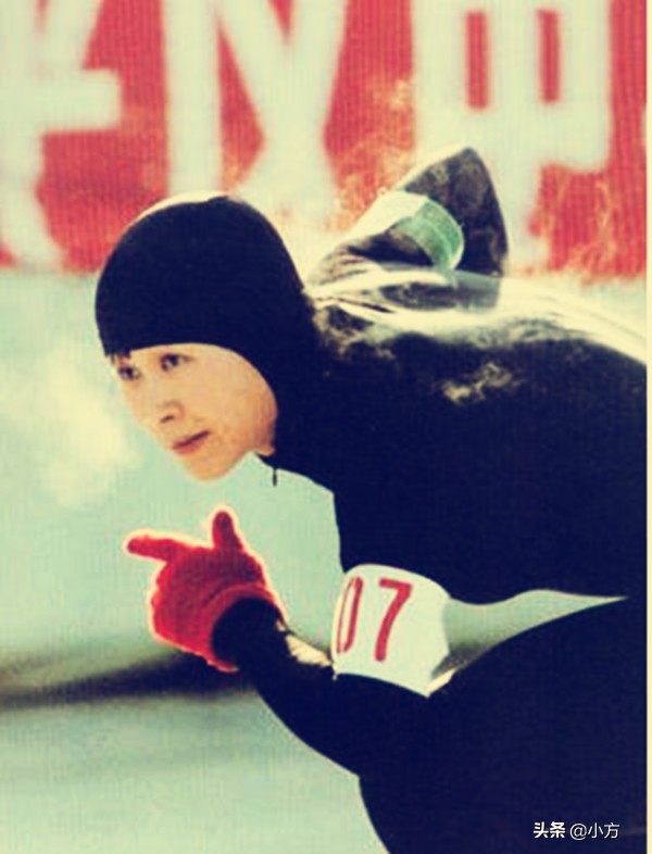 中国冬奥会明星事迹,冬奥会冰雪英雄都有谁