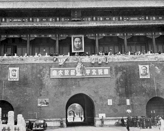 新中国定都北平还是南京？王稼祥的这句话，让毛主席下定了决心