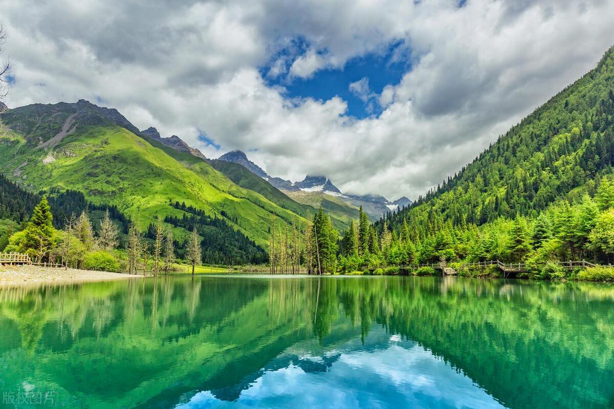 当你埋怨生活对你不公的时候,当你还在抱怨命运不公时