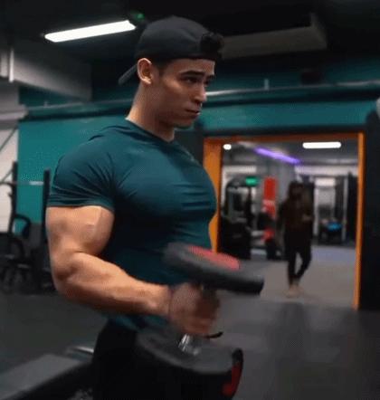 肱二头肌训练动作无器械麒麟臂,如何徒手练出麒麟臂肱二头肌