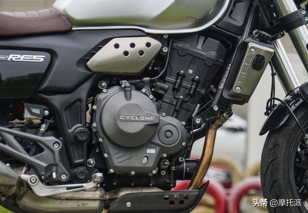 赛科龙re560和金吉拉450怎么选,赛科龙re560和无极525ac买哪个