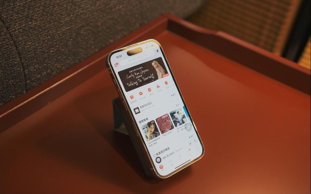 用了三个月工资买了苹果14pro,用了iphone14pro后再看xr