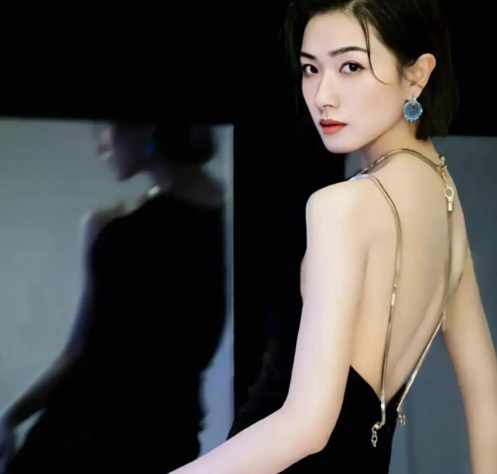 万茜演虎妈,学爸万茜