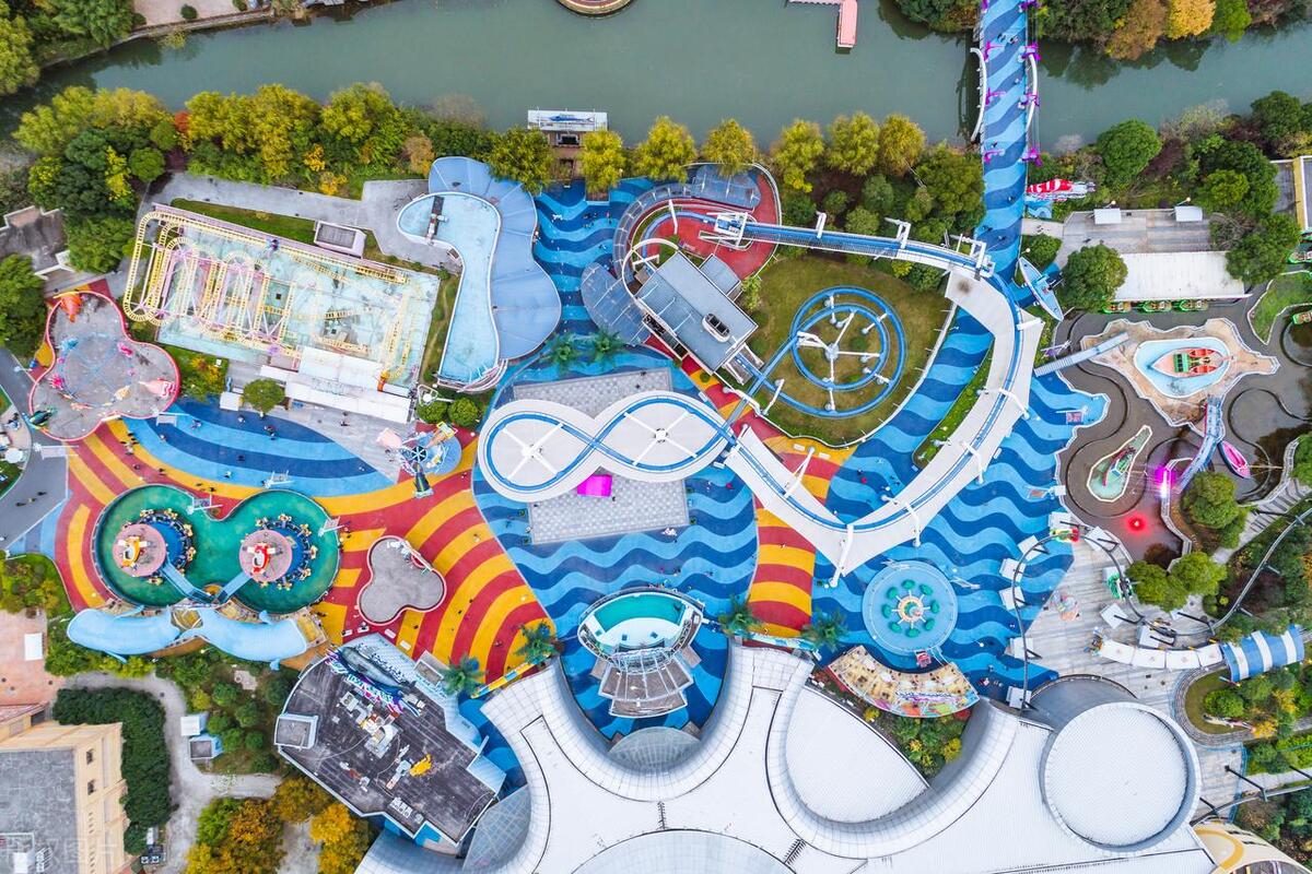 上海旅游十大必去景点,上海欢乐谷必玩十大景点