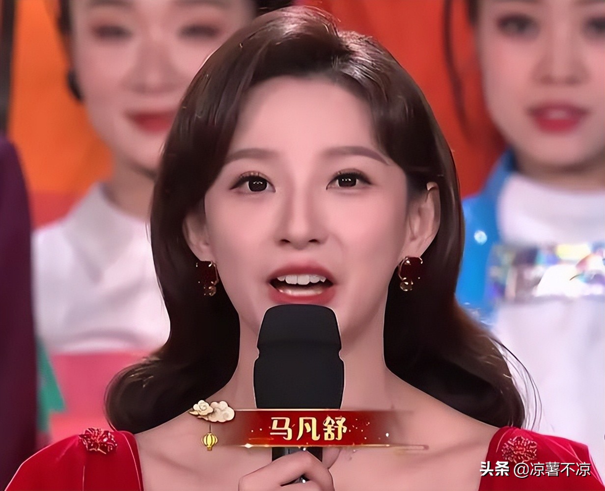 央视十大女主持至今未婚年龄多大,央视的十大著名女主持你最喜欢谁