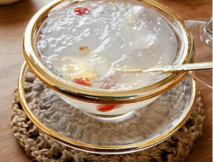 世界十大最昂贵食材,世界上最稀有燕窝