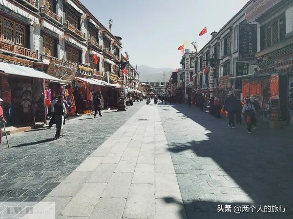 拉萨烈阳下,偷来了一天——两人单车穿越阿里行17