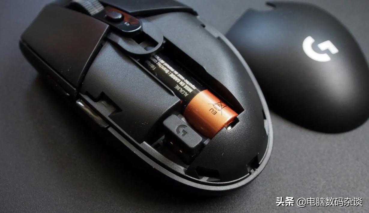 无线鼠标打游戏有延迟么,打游戏无线鼠标好还是有线鼠标好