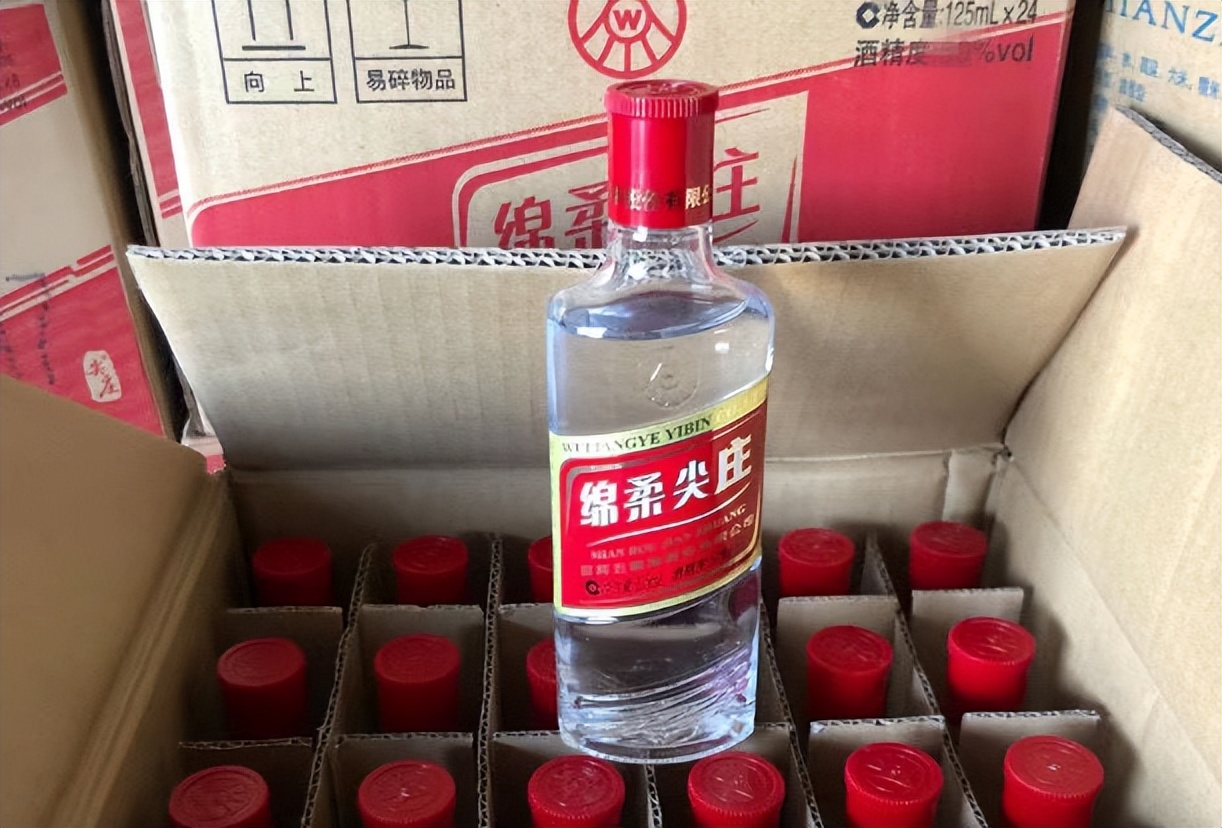 百元左右的白酒哪种酒好喝,100元以内有哪些好喝的白酒推荐