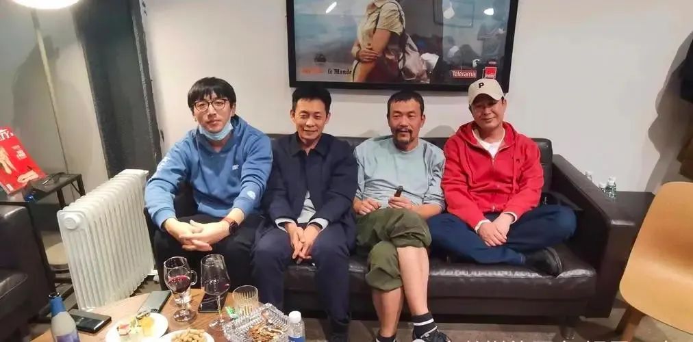 张颂文高叶合影照片是朋友关系吗,张颂文成名前朋友