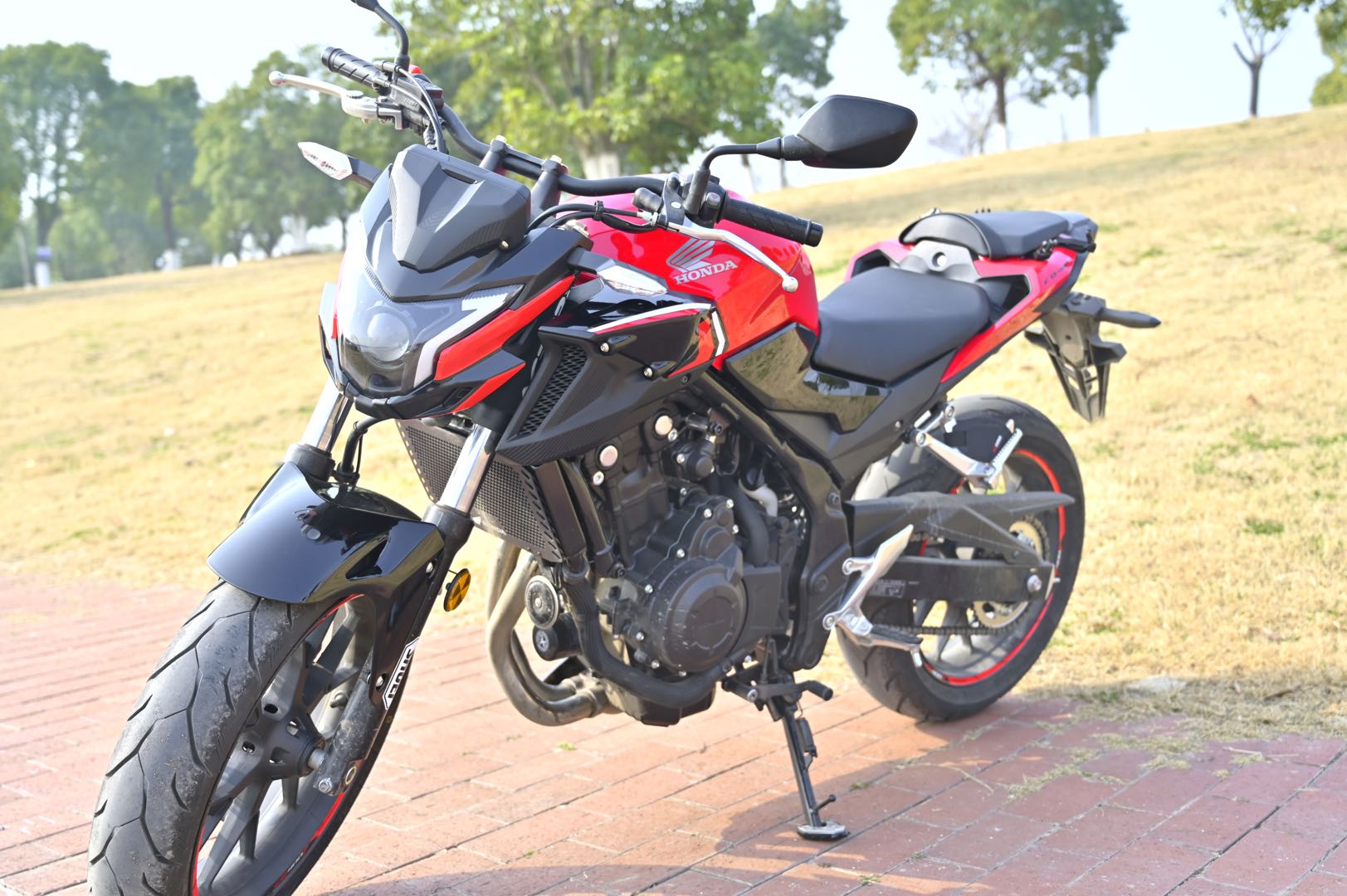 本田cb400f改后视镜,本田cb400f改复古