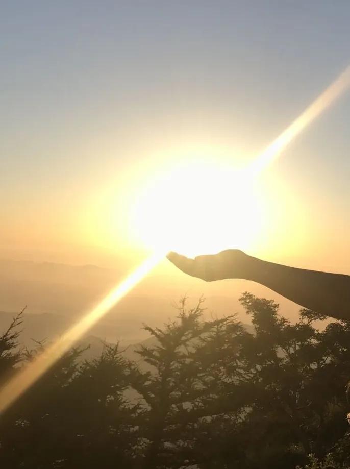夜登泰山观日出最详细攻略,爬泰山看日出日落赏泰山美景