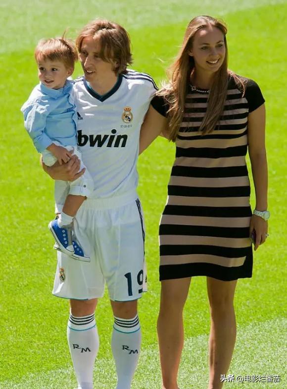 西班牙世界杯太太团惊艳全场,世界杯美艳太太团