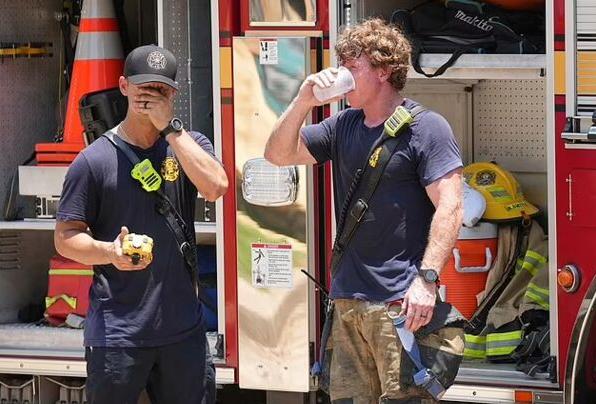 美国德州人民真的活在水深火热之中！气温破恐怖纪录，医院挤爆