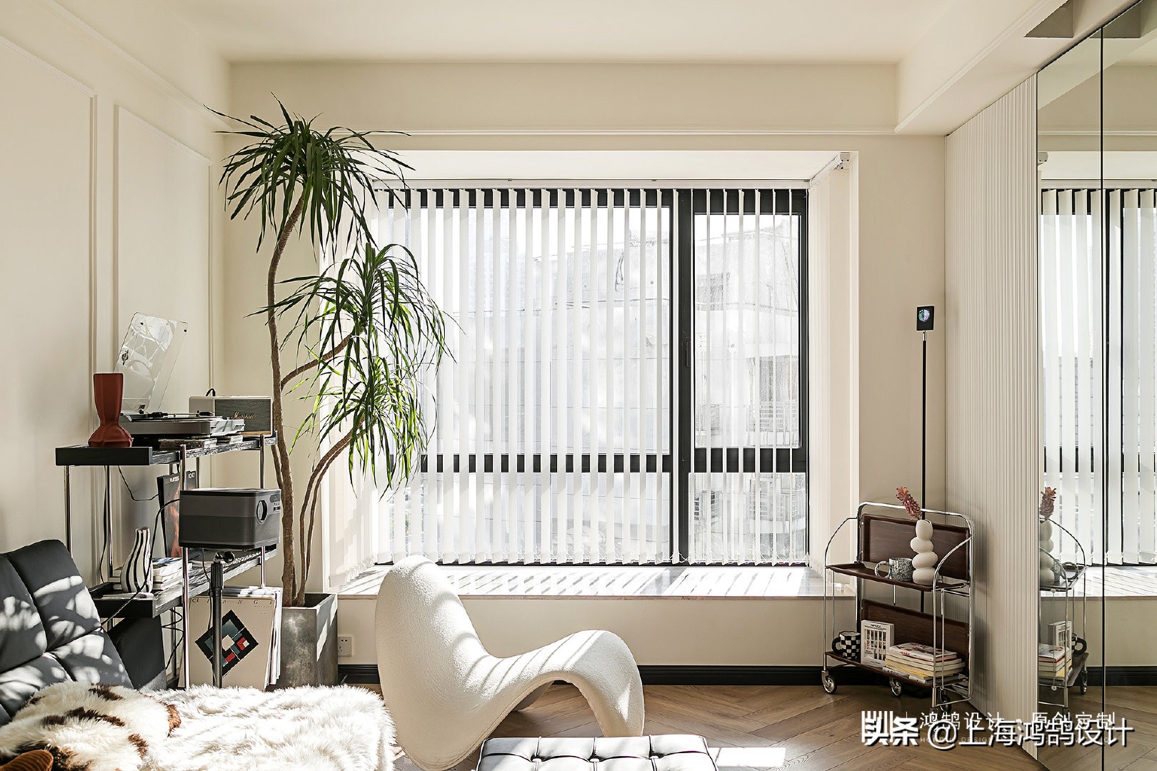 美妆博主的衣柜收纳,美妆博主的房间微缩版