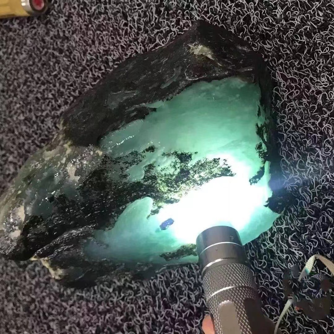 翡翠暴利,翡翠行业真的好赚钱吗