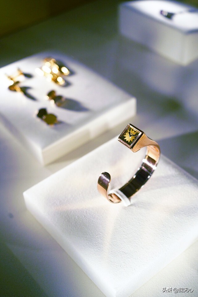 卡地亚drivedecartier,深圳展会卡地亚双面魅力春笋展示