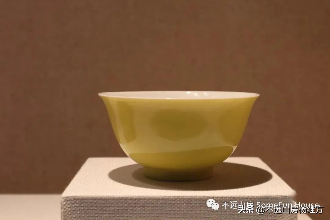 雍正乳白釉瓷器 (雍正年代青釉瓷器)