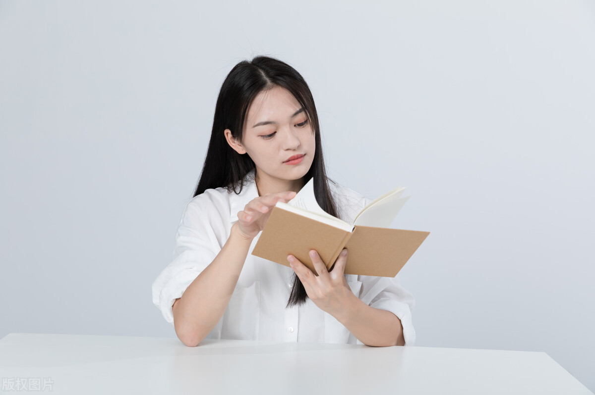 学英语，到底从单词开始还是从阅读开始还是从单词开始？