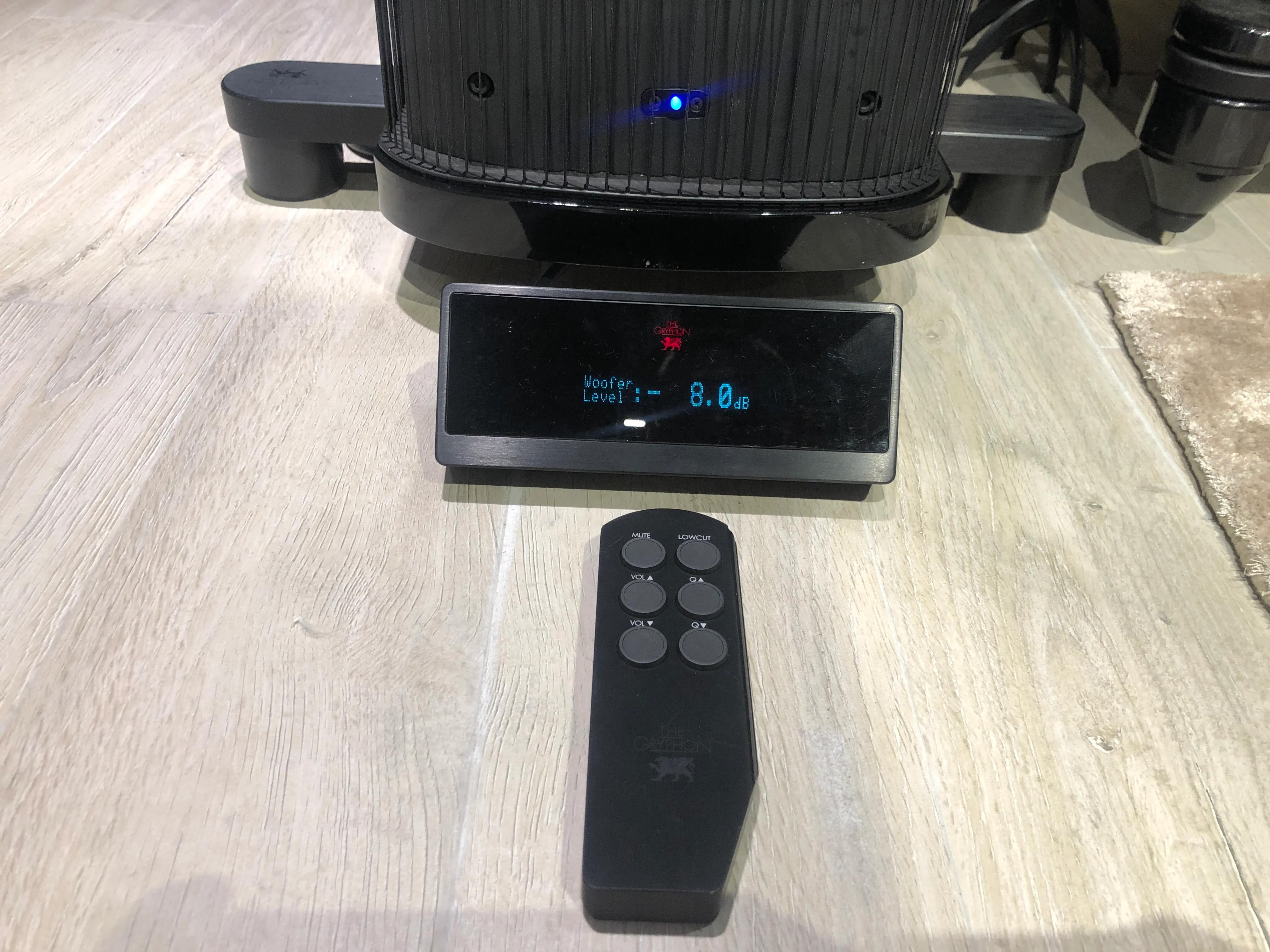 丹麦贵丰神弓音箱,丹麦贵丰合并功放机