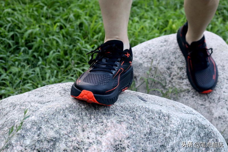 户外跑步要什么环境,什么跑鞋跑得又轻松又不累