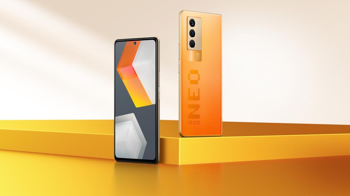 iqooneo5siqoo8对比,iqooneo5s齐名的手机