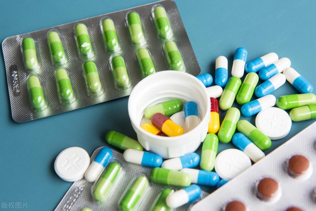 男子按处方吃头孢进急诊,男子吃头孢24粒