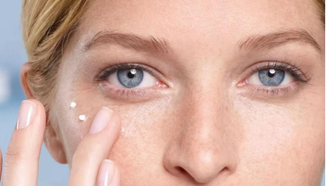 九大公认好用抗皱眼霜,十大贵妇眼霜