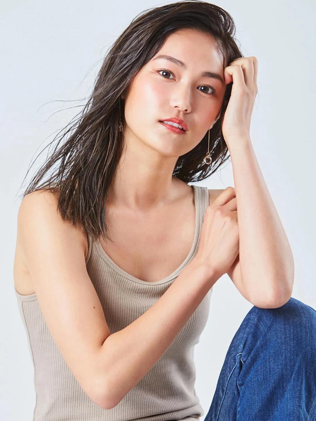 他27岁赚到1000万,她27岁靠自己打拼成第一白富美