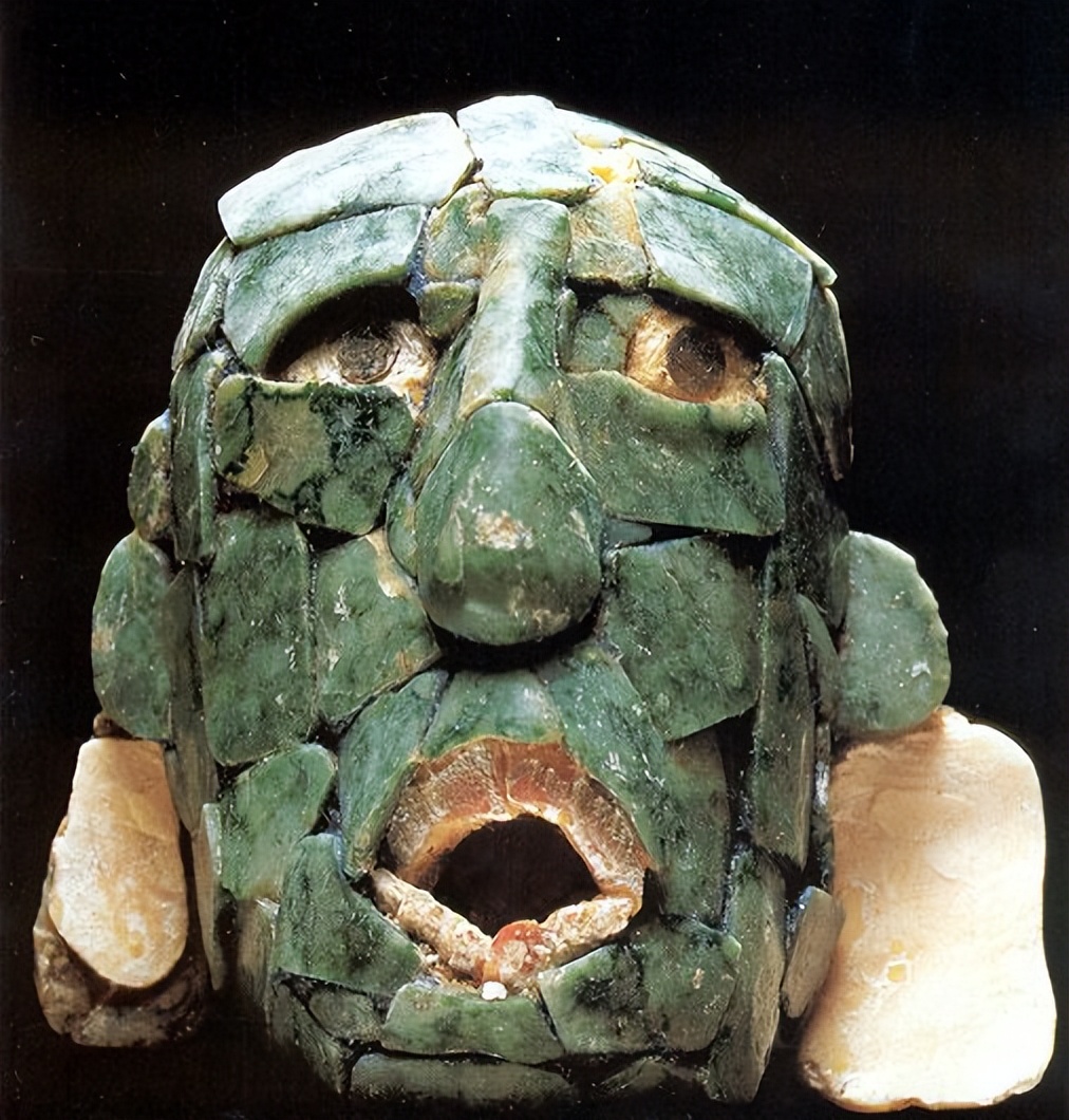 曾侯乙的身份象征,曾侯乙七大未解之谜