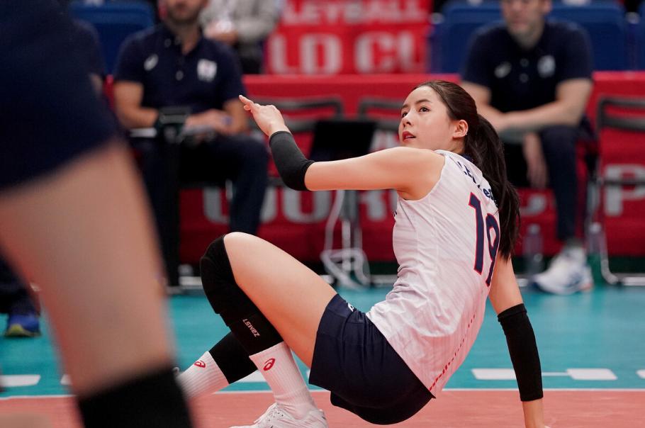 李多英容貌清纯的排球女神,女排二传李多英