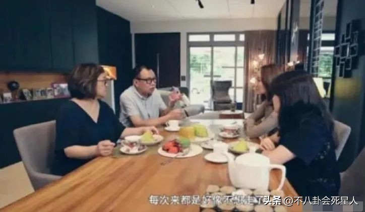 8位老牌明星晚年回归普通人生活,5位移居国外明星现状