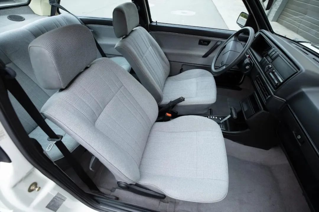 国内少见1989款双门大众捷达